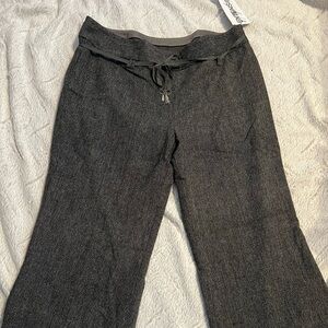 NWT Peter Nygard Wool Blend Capri Size 14